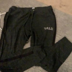 Yale slim leg sweatpants